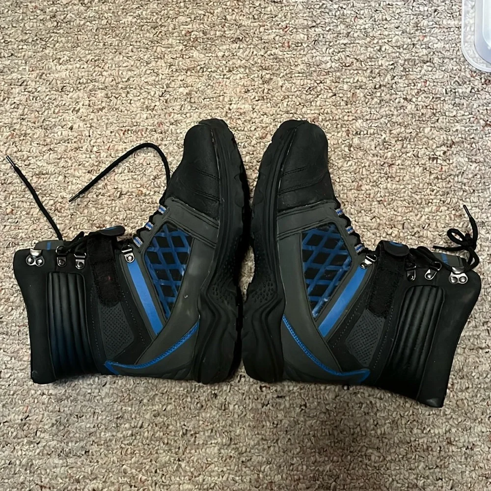 Airwalk Men's SZ 9 Boots Black Blue Strap Thermolite Snow Waterproof uni…